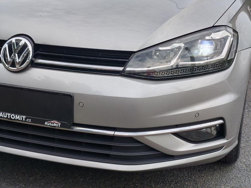 Volkswagen Golf (2018) 1,4 TSI 92Kw Nové ČR - DPH !!! - fotka 32 z 32
