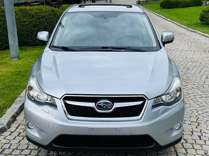 Subaru XV 2.0i 4x4 AUT VÝHŘEV SERVISKA - fotka 5 z 51