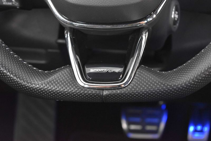 Škoda Kodiaq 1.5 TSI SPORTLINE*DPH*ČR 1.MAJ - fotka 20 z 45
