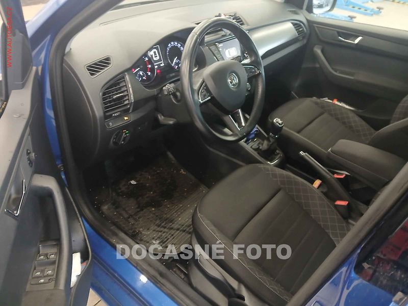 Škoda Fabia (2015) 1.2 TSI, ČR, Style, autoAC - fotka 3 z 3