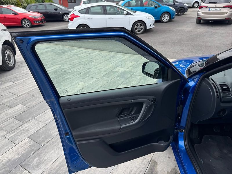 Škoda Fabia (2014) Elegance 1.2 TSI 63kW - fotka 9 z 29