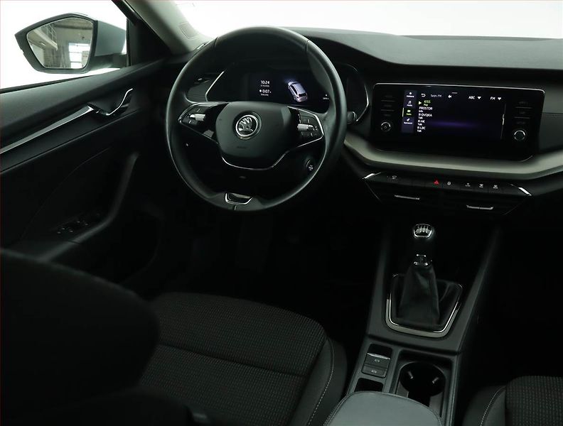 Škoda Octavia (2022) Ambition 2.0 TDI, ČR,1.maj - fotka 7 z 15
