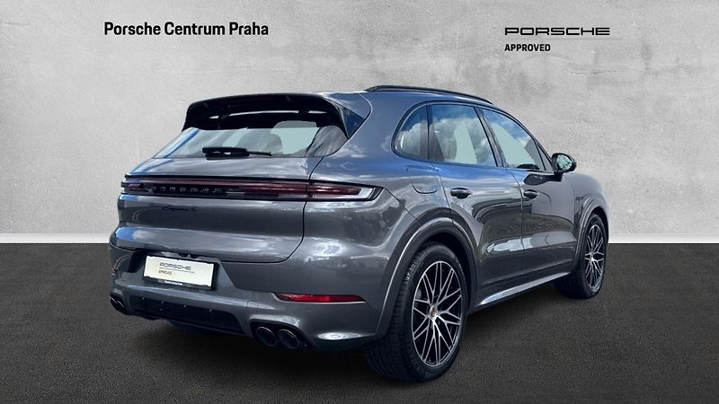 Porsche Cayenne S E-Hybrid - fotka 6 z 30