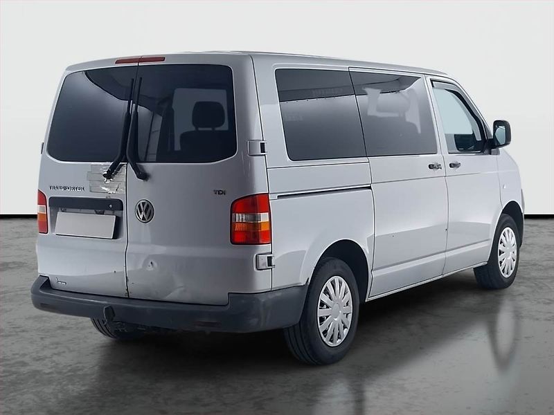Volkswagen Transporter (2009) 2.5 TDI, Bus, 6Míst, ČR - fotka 5 z 12
