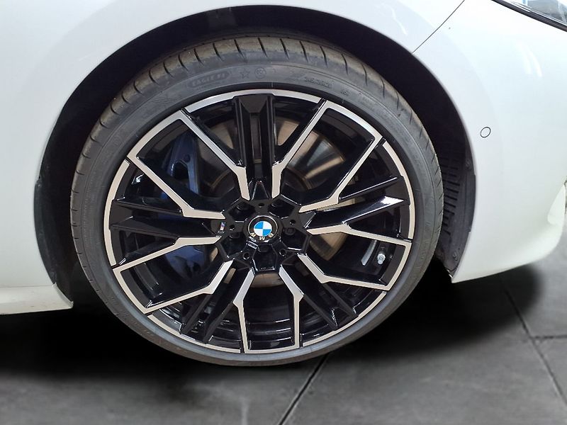 BMW Řada 8 M850i xDrive Coupé 10/2025 TOP - fotka 5 z 11
