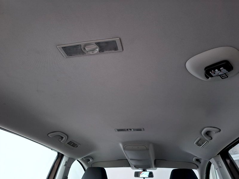 Volkswagen Sharan (2012) TDI 2,0/110 kW 7-míst - fotka 32 z 37