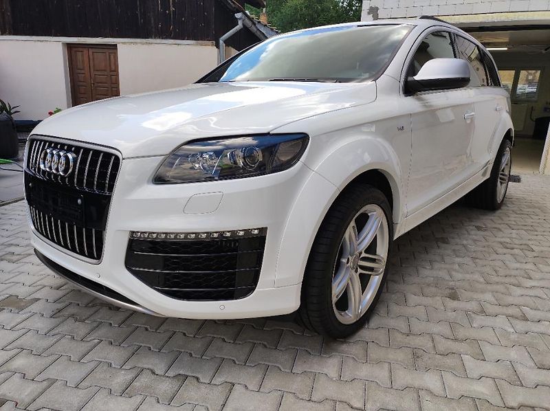 Audi Q7 (2010) 6.0 V12 TDI 368KW, SPLÁTKY  - fotka 4 z 19