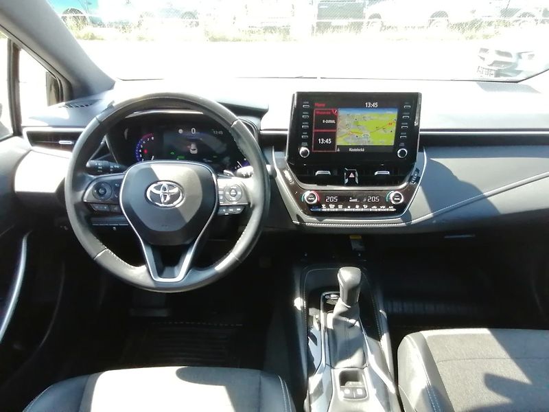 Toyota Corolla (2021) REZERVACE! 2.0 Hybrid - fotka 8 z 30