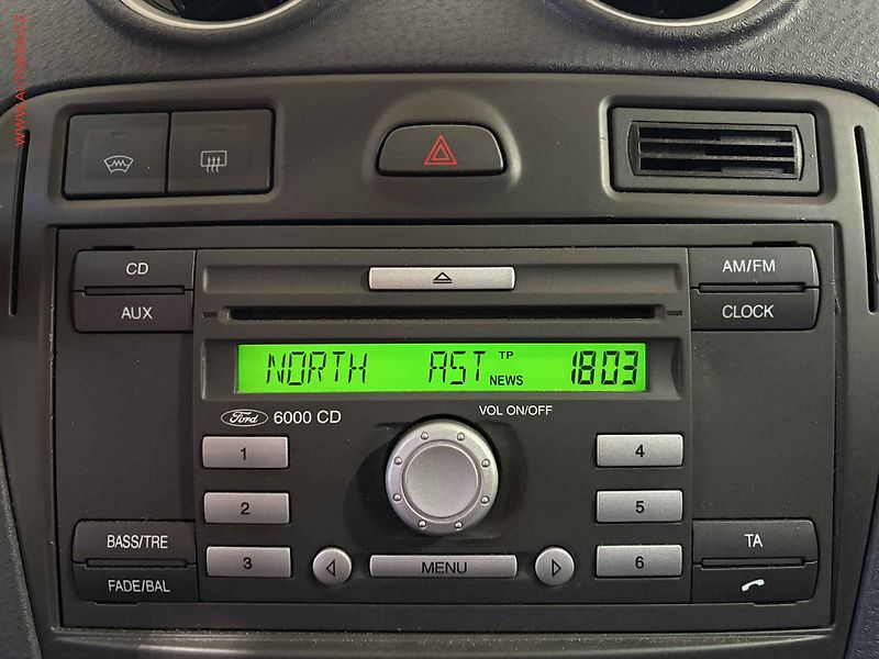 Ford Fusion (2009) 1.4i, 2.maj,ČR, AC - fotka 11 z 13