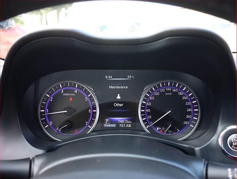 Infiniti Q50 (2016) 2.2 d, Automat, Kůže, Navi - fotka 11 z 19