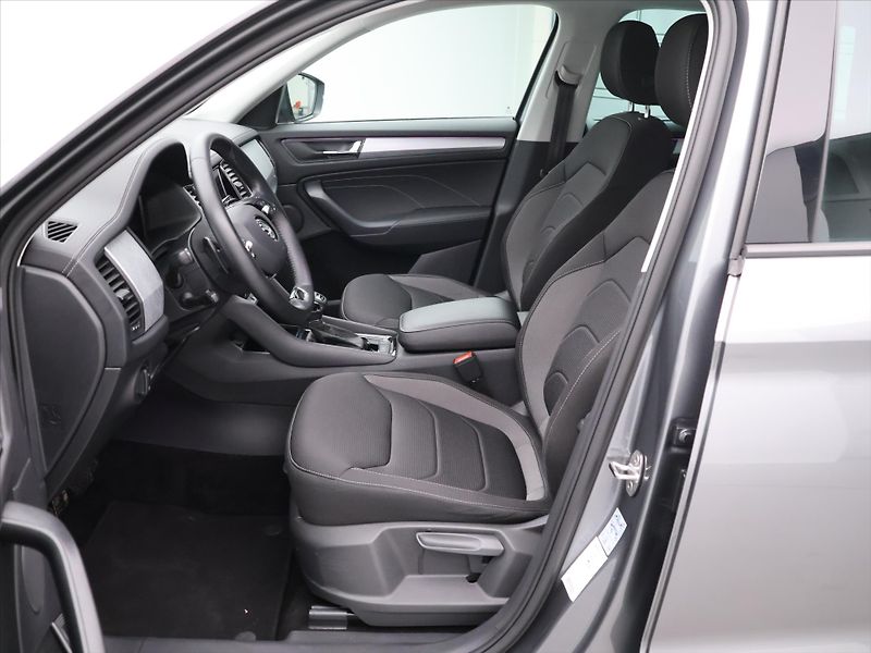 Škoda Kodiaq 2,0 TDI DSG 4x4 Tour 1.Maj DPH - fotka 12 z 32