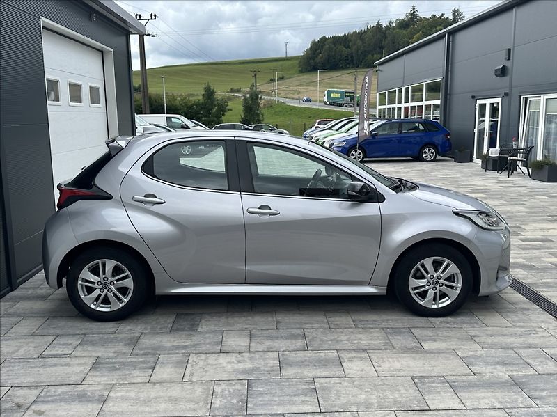 Mazda 2 Hybrid 1,5 116PS  Agile Comfort A/T - fotka 6 z 55