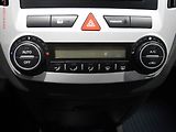 Kia Ceed (2009) 1.4i, 1.maj,ČR, AC - náhled 15