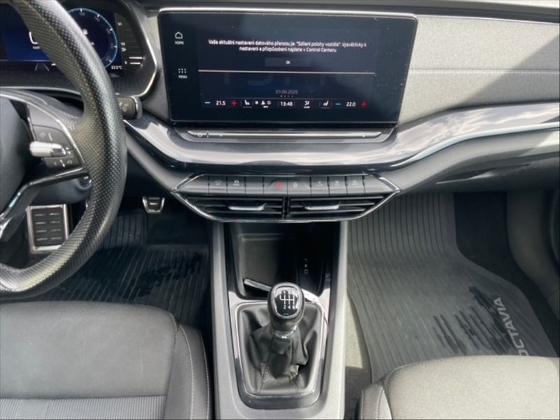 Škoda Octavia 1,5 TSI 110 Style - fotka 10 z 11
