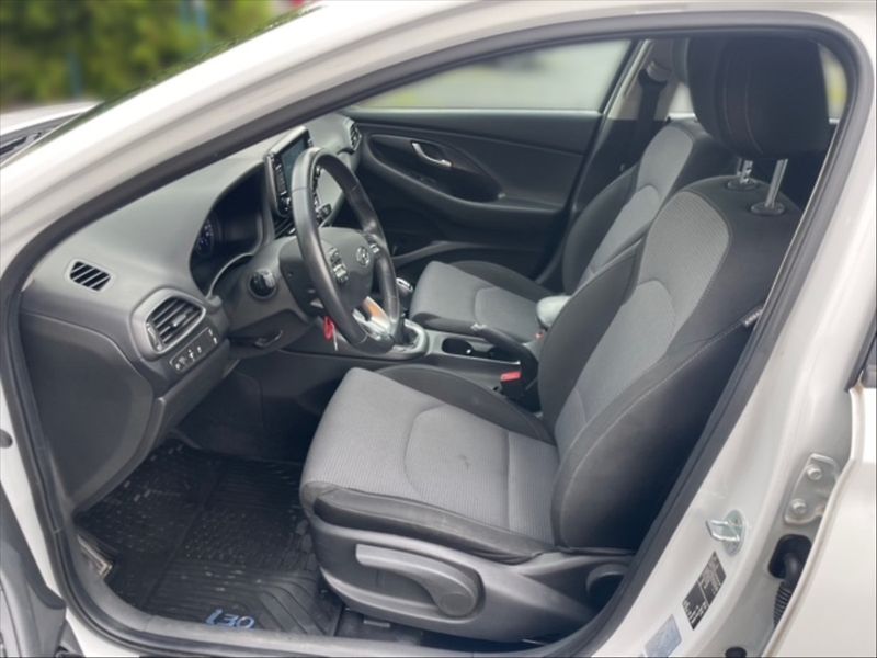 Hyundai i30 1,0 TGDI 120 Comfort - fotka 7 z 11