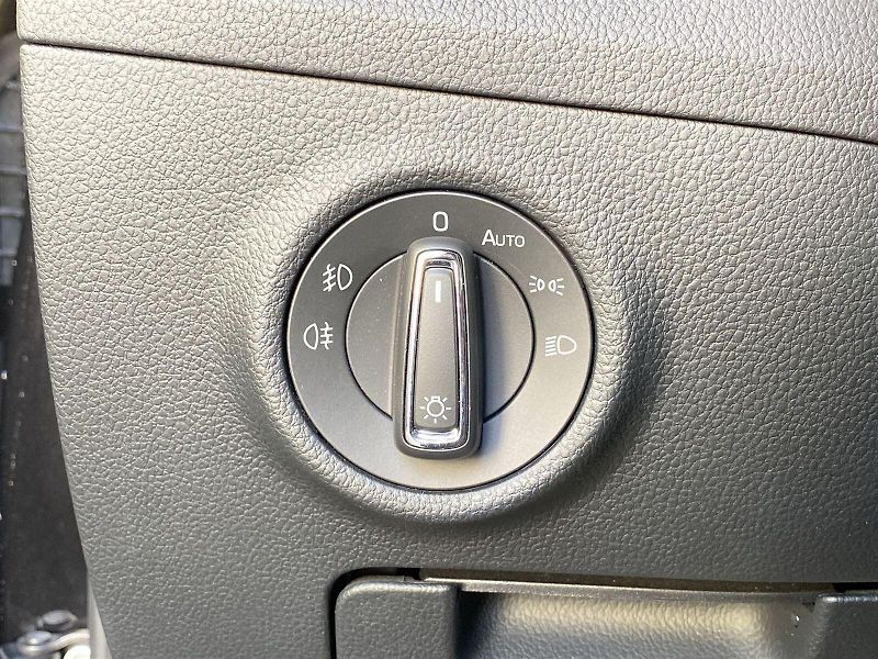 Škoda Superb (2022) 2.0 TDI 4x4 DSG Sportline - fotka 23 z 35