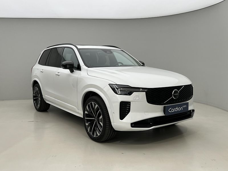 Volvo XC90 (2026) T8 AWD RECHARGE ULTRA DARK - fotka 16 z 46