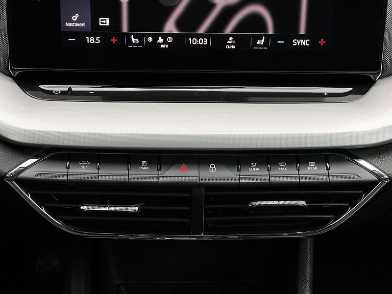 Škoda Octavia 2.0TDI DSG 110kW Style DPH  - fotka 14 z 24