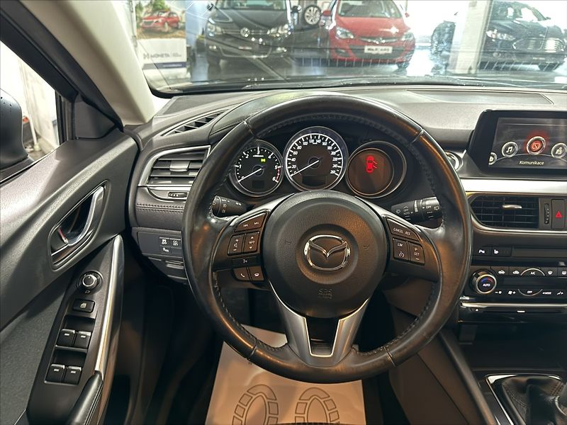 Mazda 6 2,2   D 1.MAJITEL 1.ROK ZÁRUKA - fotka 27 z 41