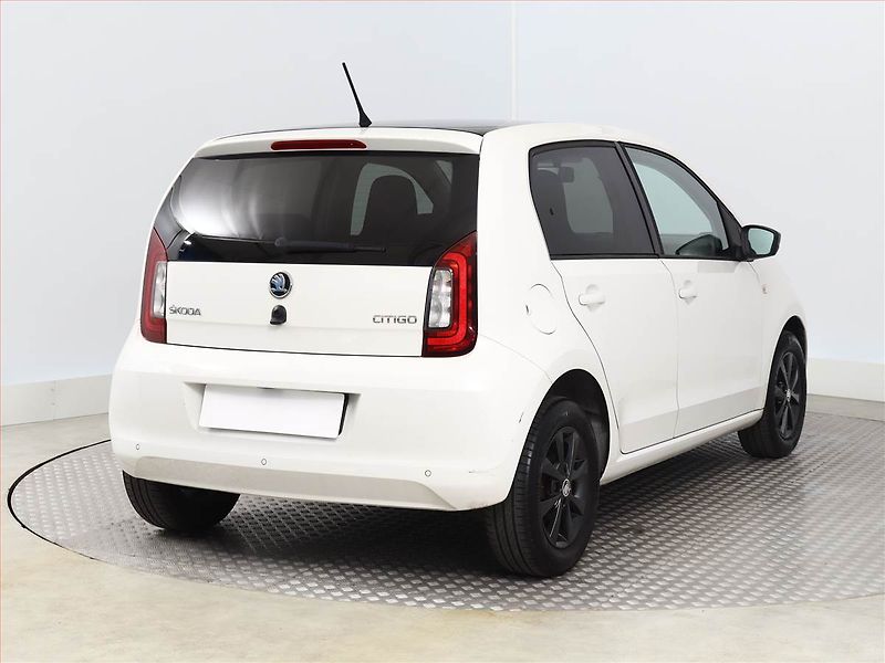 Škoda Citigo (2016) 1.0 MPI, Park. senzory - fotka 5 z 11