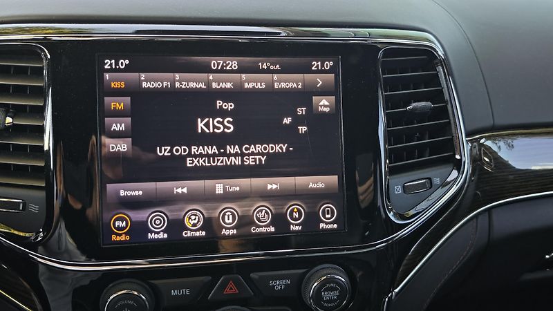Jeep Grand Cherokee (2019) 3,0 CRD Summit ČR, 1.maj.  - fotka 40 z 49