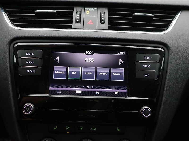 Škoda Octavia 1,5 TSI 110kW Ambition DSG CZ - fotka 18 z 28