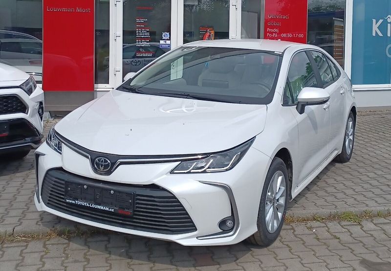 Toyota Corolla SD Limited edition 1,8 HEV 140 - fotografie inzerátu