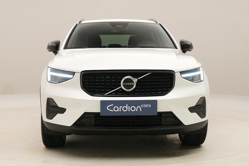 Volvo XC40 (2026) B3 AUT DARK ULTRA  - fotka 16 z 60