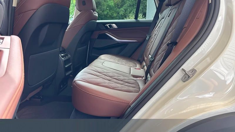 BMW X5 (2025) 30d VZDUCH 2VR SoftClose Tažné - fotka 3 z 11