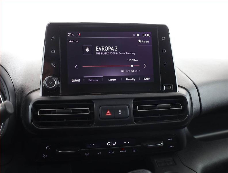 Opel Combo (2022) Elegance 1.5 CDTI, 5Míst, ČR - fotka 9 z 15