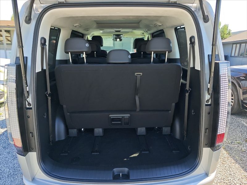 Hyundai Staria 2,2 CRDi Luxury 4x4 AT - fotka 11 z 11