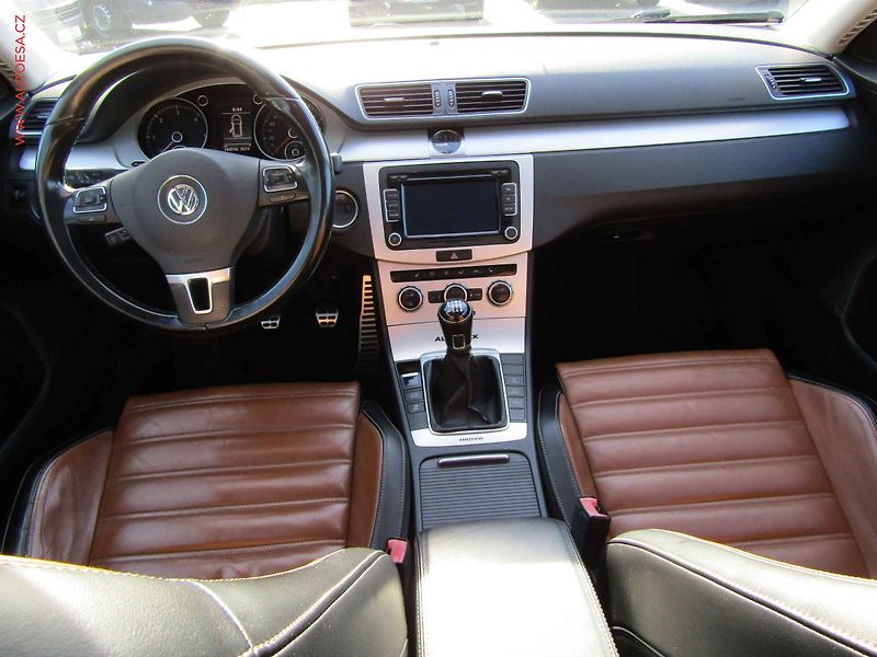 Volkswagen Passat (2013) 2.0 TDi 4x4, ČR, Alltrack - fotka 8 z 16