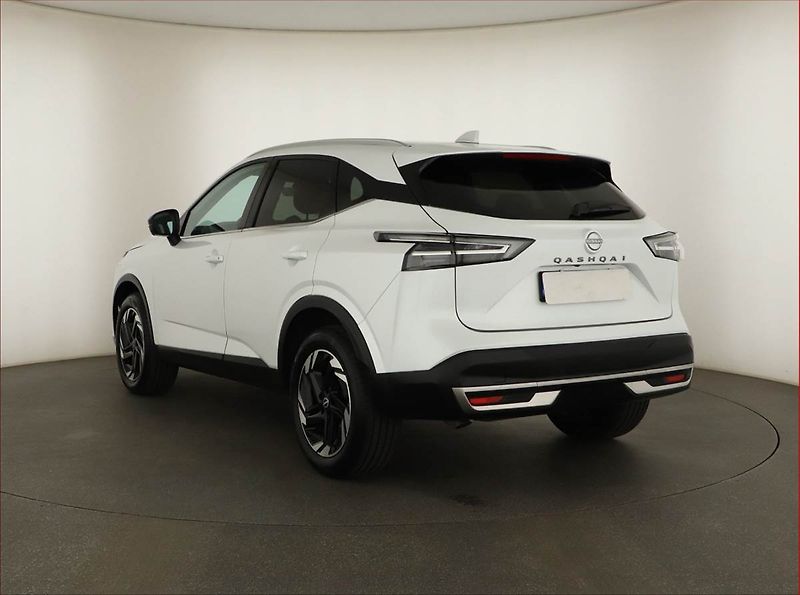 Nissan Qashqai (2025) 1.3 DIG-T MHEV, N - Connecta - fotka 4 z 17