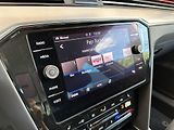 Volkswagen Passat Variant 2.0 TDI DSG R-Line 4Motion - náhled 17