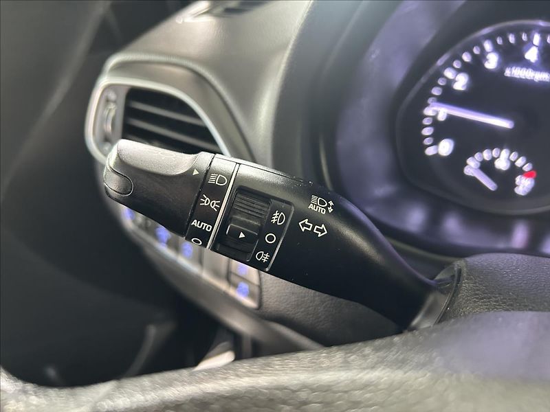 Hyundai i30 1,0   TGDI,ČR,1.MAJITEL,SERVIS - fotka 19 z 22