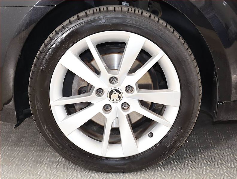 Škoda Octavia (2019) 1.0 TSI, Serv.kniha, Tempomat - fotka 15 z 17