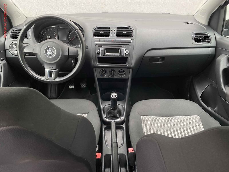 Volkswagen Polo (2012) 1.2 TSi, Trendline - fotka 8 z 16