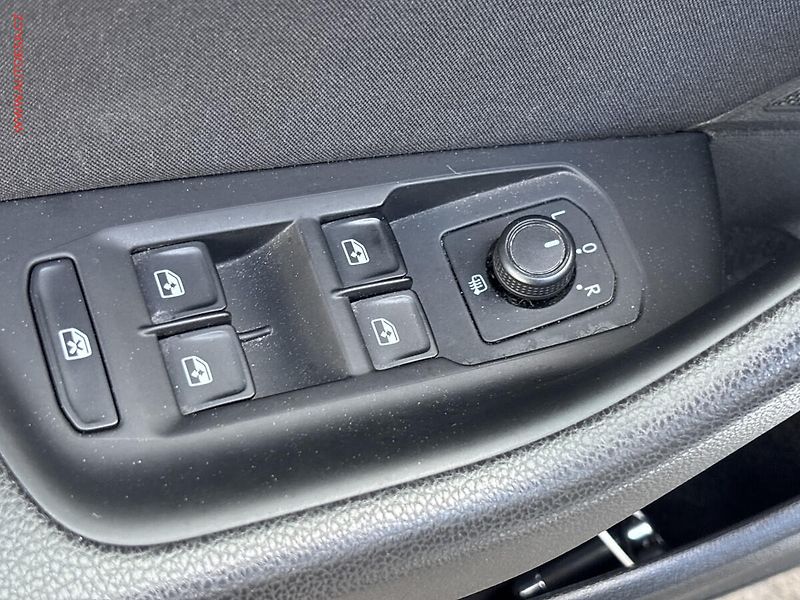 Volkswagen Passat (2018) 1.6 TDi, Comfortline, navi, - fotka 11 z 18