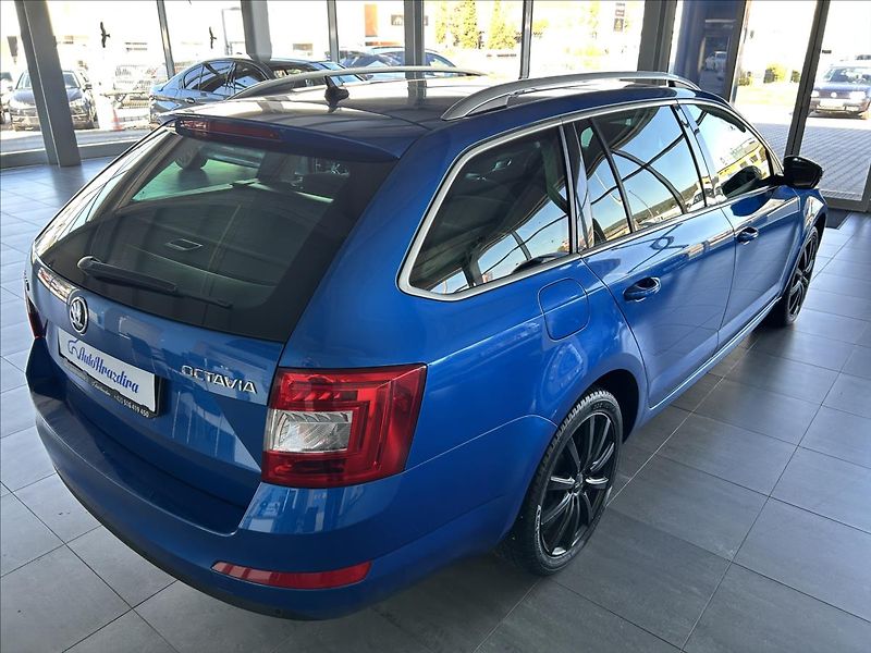Škoda Octavia 1,8   TSI 132kW,STYLE,2.MAJITE - fotka 6 z 24