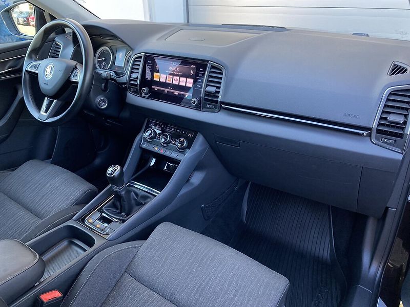 Škoda Karoq 1,5 TSI 110 kW Style - fotka 26 z 28