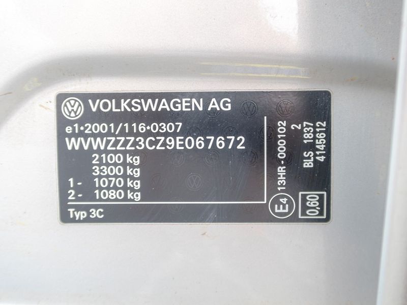 Volkswagen Passat (2008) 1.9TDI 77KW man – STK 5/28 - fotka 37 z 38