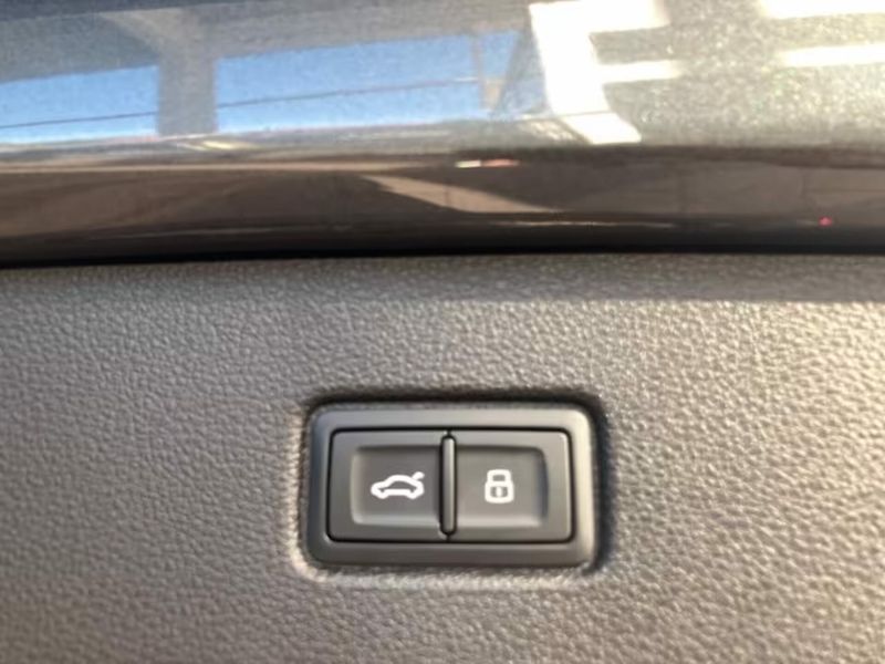 Audi Q7 TDI q 210kW S-Line Paměť ACC T - fotka 19 z 20
