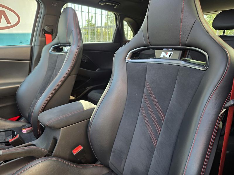 Hyundai i30 2.0-N-206KW-LIMITOVANÁ EDICE - fotka 3 z 17