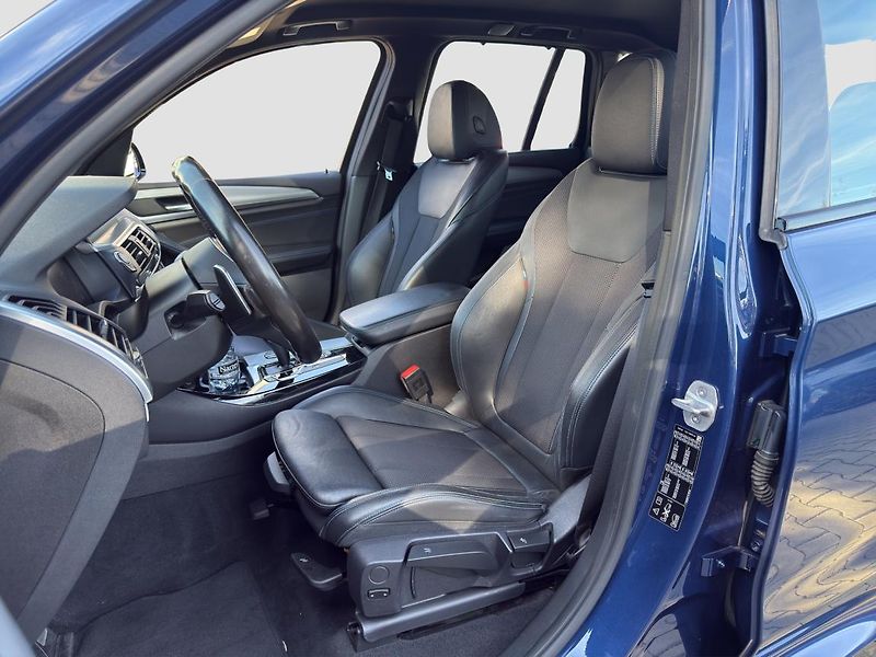 BMW X3 xDrive20d - fotka 8 z 21