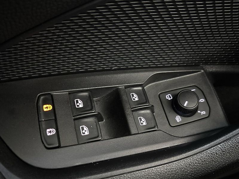 Škoda Octavia RS DSG - fotka 21 z 28