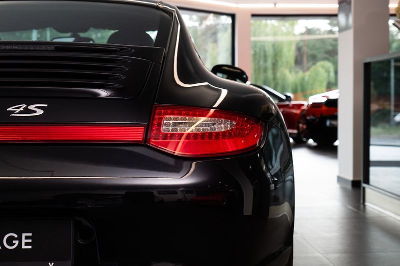 Porsche 911 (997.2) Carrera 4S PDK/Bose/Ch - fotka 18 z 18