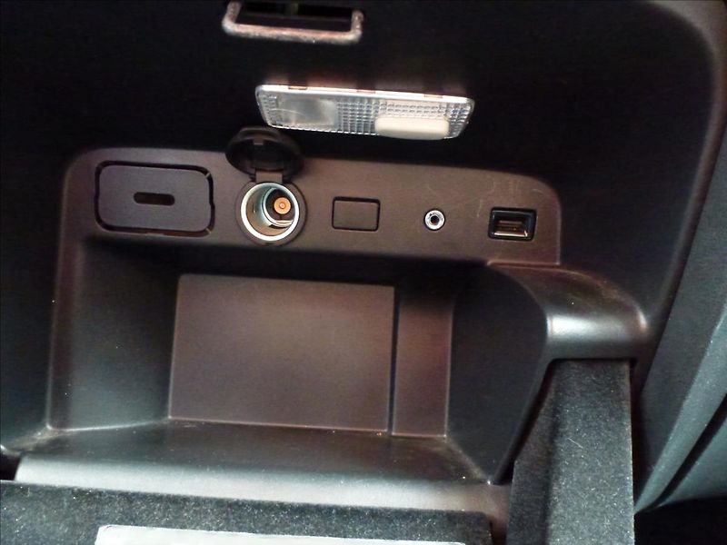Citroën C4 Picasso 1,2 PureTech 110 MAN  SpaceTou - fotka 37 z 51