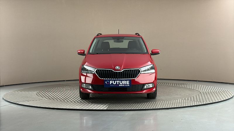 Škoda Fabia 1.0 TSI Ambition Combi - fotka 3 z 24