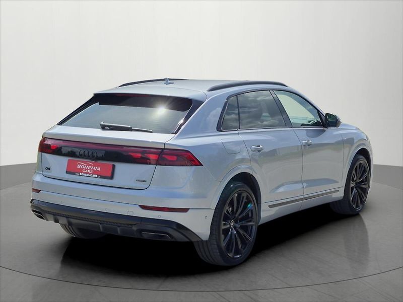 Audi Q8 50 TDI S-LINE 1 MAJ ČR DPH - fotka 7 z 27