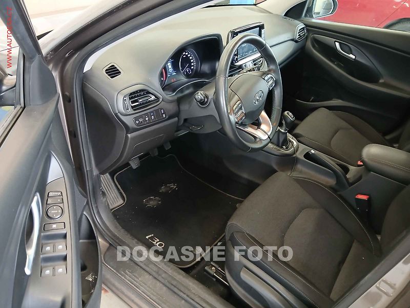 Hyundai i30 (2020) 1.6CRDi, 1.maj,ČR, servis - fotka 3 z 3